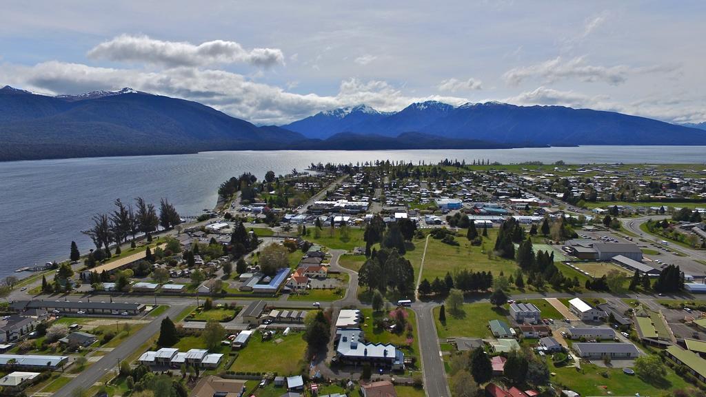 Asure Explorer Motel & Apartments Te Anau Exteriér fotografie